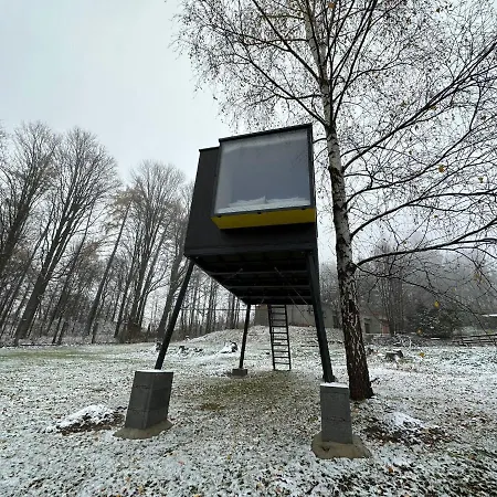 Luxury tent Posed V Moravskem Beroune